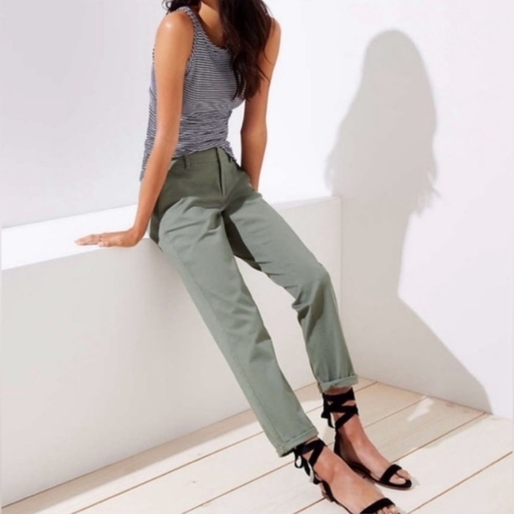 Loft The Slim Women’s Pants in army/olive green 10